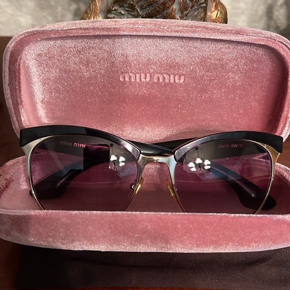 MIU MIU WOMEN SUNGLASS. main image 7